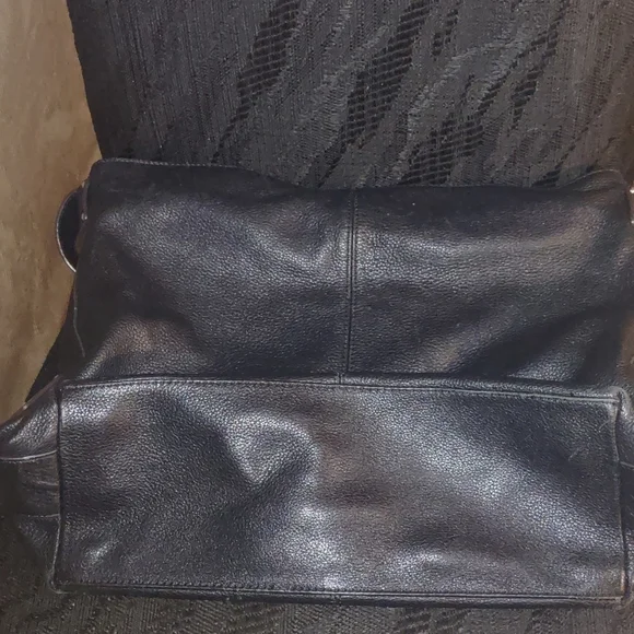 Aimee Kestenberg Black Pebbled Leather Hobo Bag - Picture 11 of 14